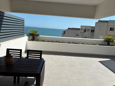 Flat with pool to rent in Vistahermosa - Fuentebravía