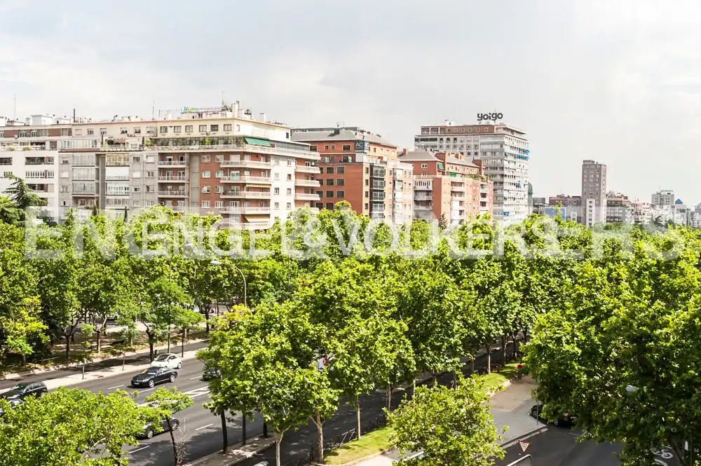Vista exterior de Piso en venta en Madrid con Aire acondicionado y Calefacción