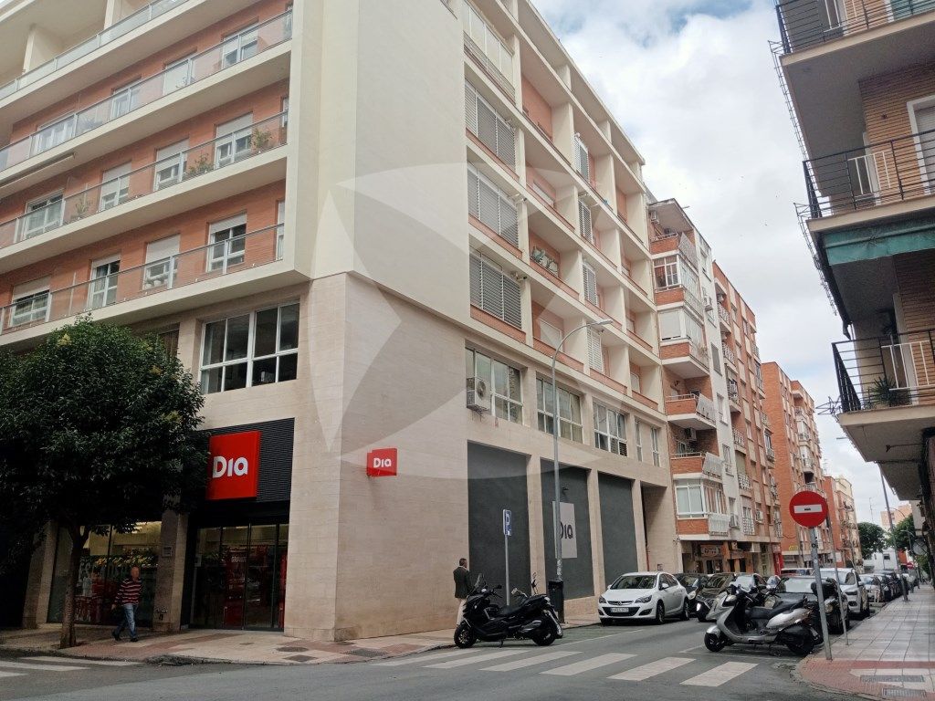 Vista exterior de Oficina de lloguer en Badajoz Capital