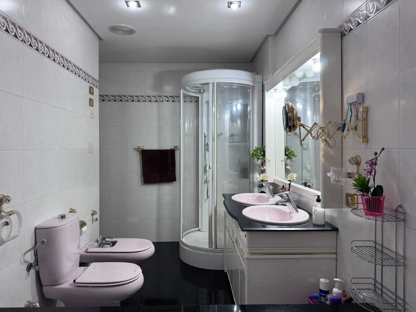 Baño de Casa adosada en venta en Telde con Terraza, Trastero y Balcón