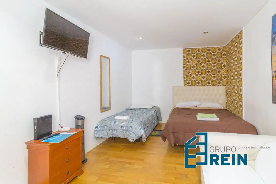 Schlafzimmer von Wohnung zum Verkauf in Madrid mit Klimaanlage und Heizung