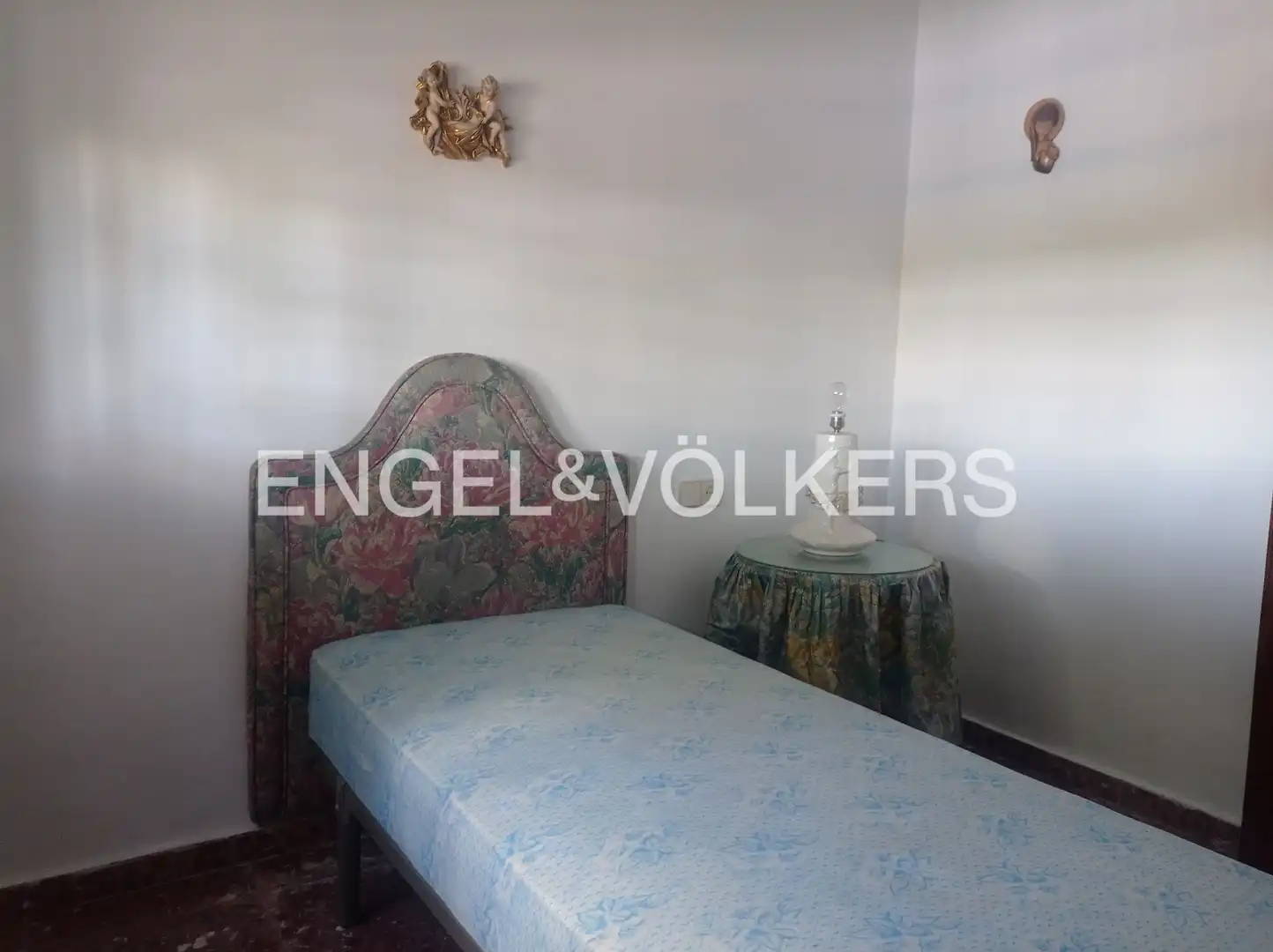 Habitación de Casa o chalet en venta en Dos Hermanas con Calefacción, Jardín privado y Terraza