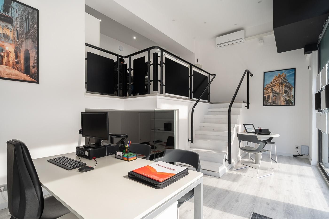 Building for sale in  Barcelona Capital