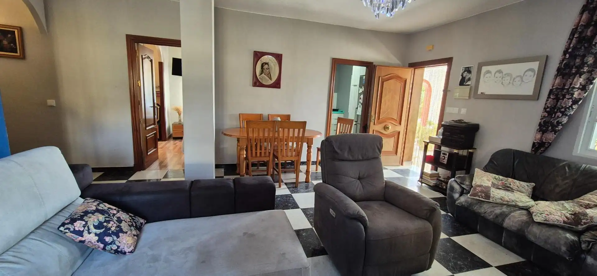 Sala de estar de Casa o chalet en venta en Málaga con Aire acondicionado, Jardín privado y Terraza