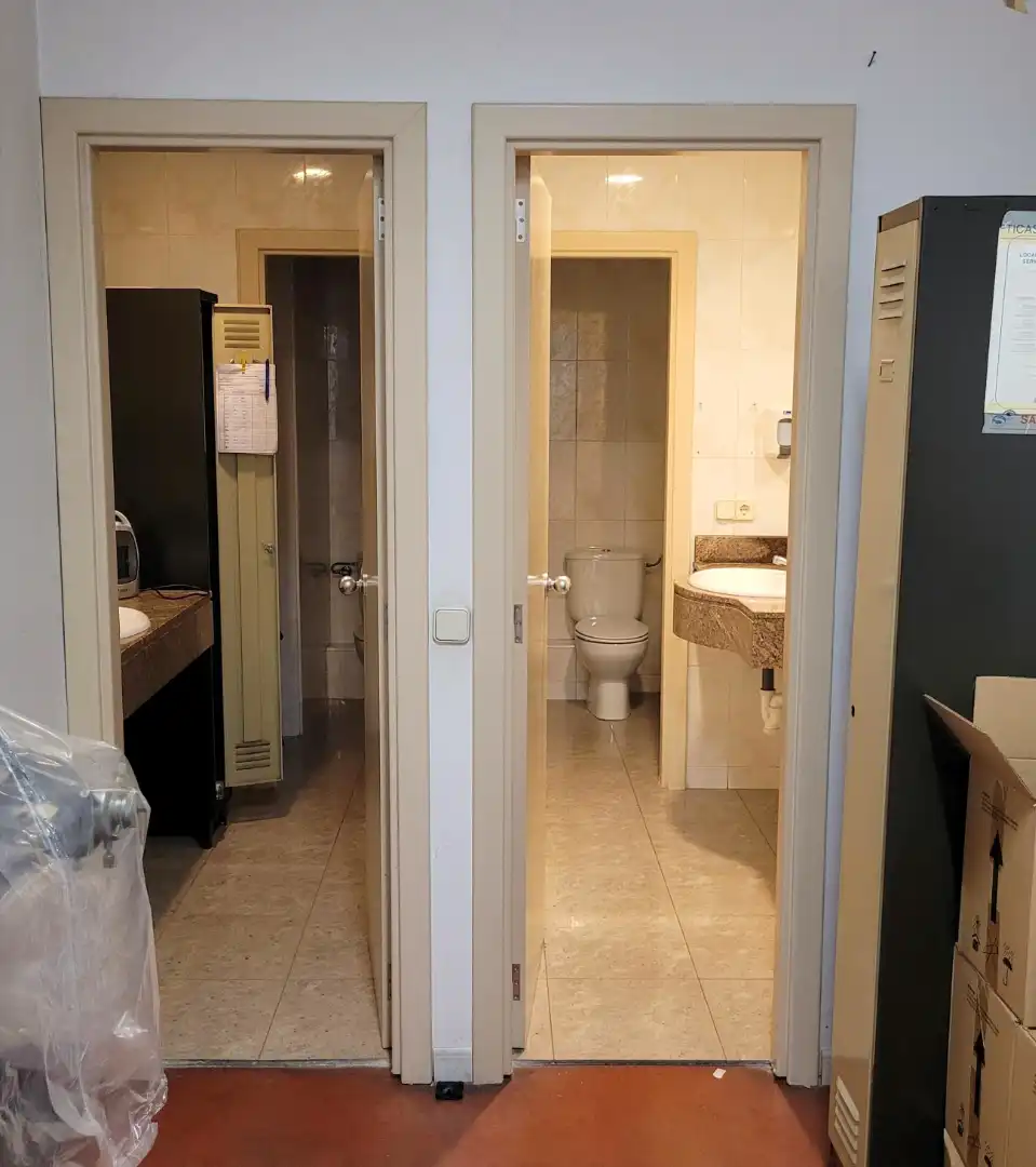 Business premises to rent in Calle de María Tubau, imagen 28