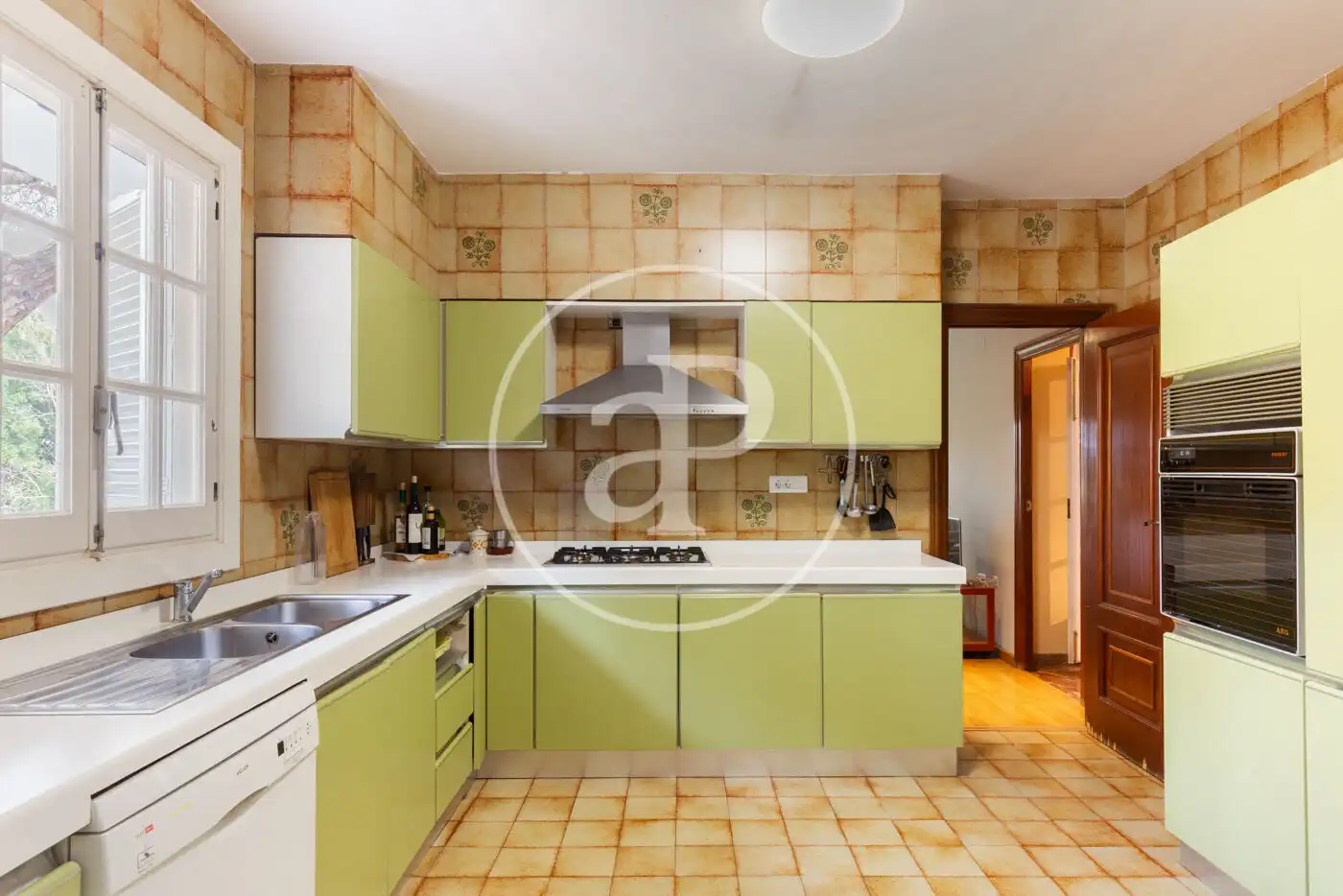 Piso de alquiler en Carrer Méliès, Campolivar