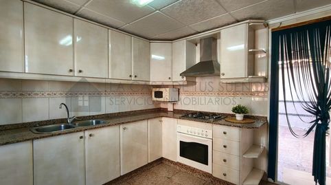 Foto 5 von Erdgeschoss zum Verkauf in Calle Uruguay, Sax, Alicante