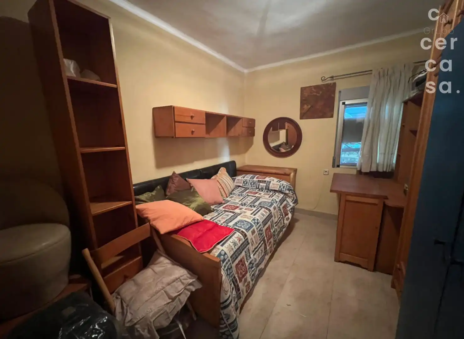 Bedroom of Flat for sale in Valencia  with Terrace and Storage room