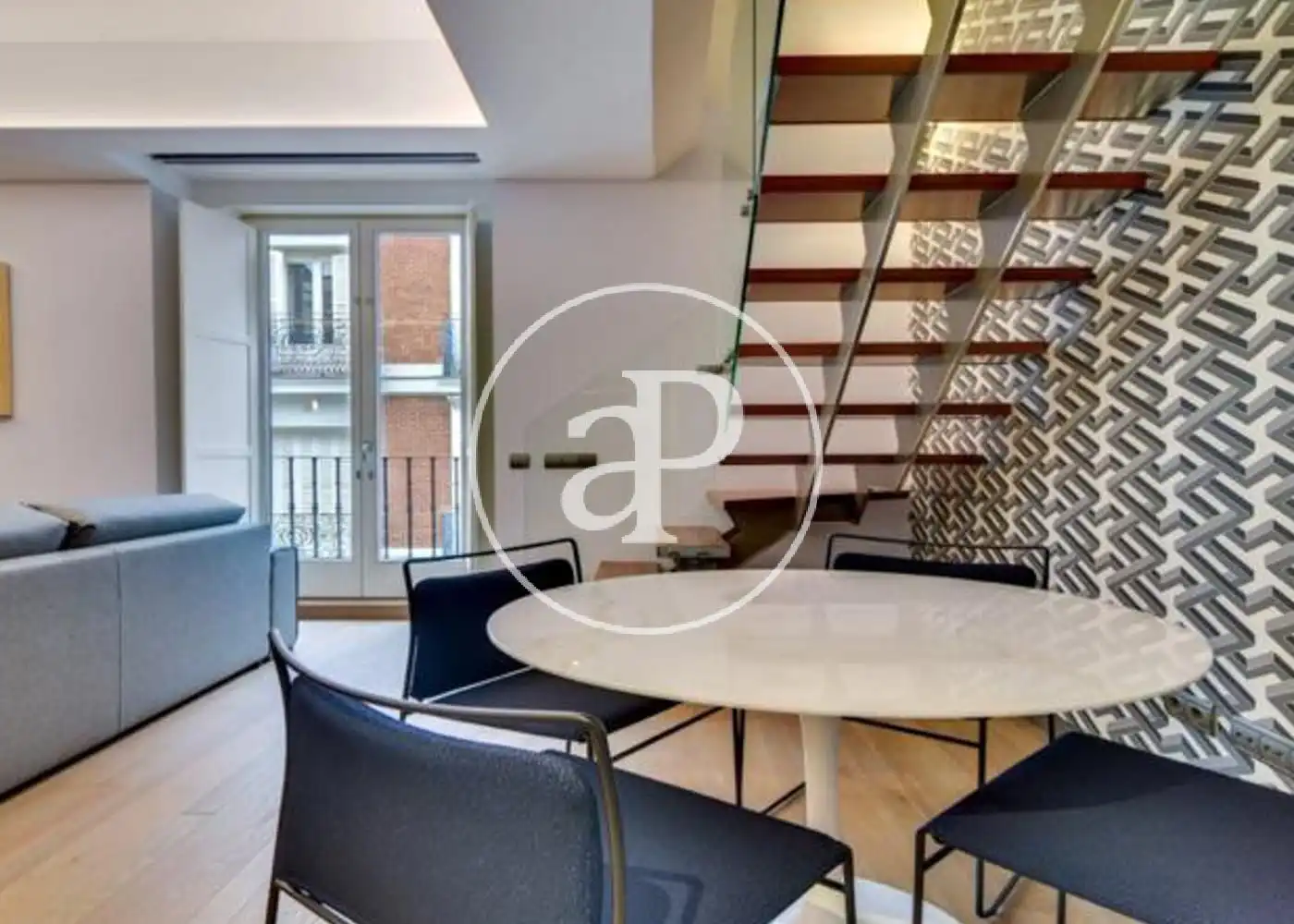 Maisonette zur Miete in C. de Fernando VI, Justicia - Chueca