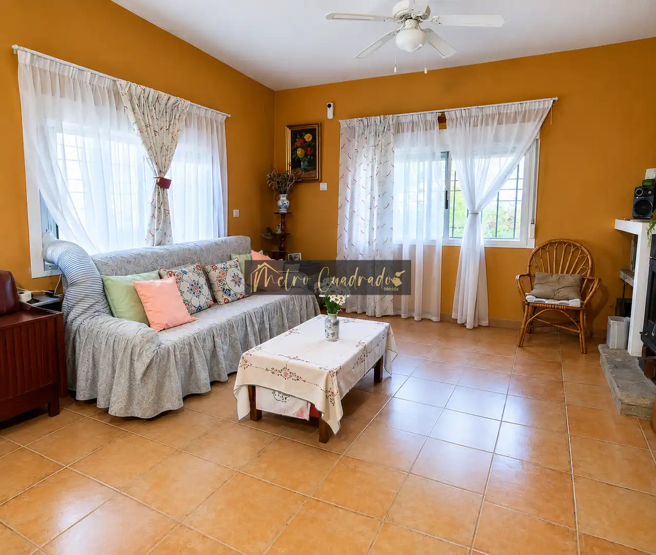 Sala de estar de Finca rústica en venta en Alcuéscar con Terraza y Trastero