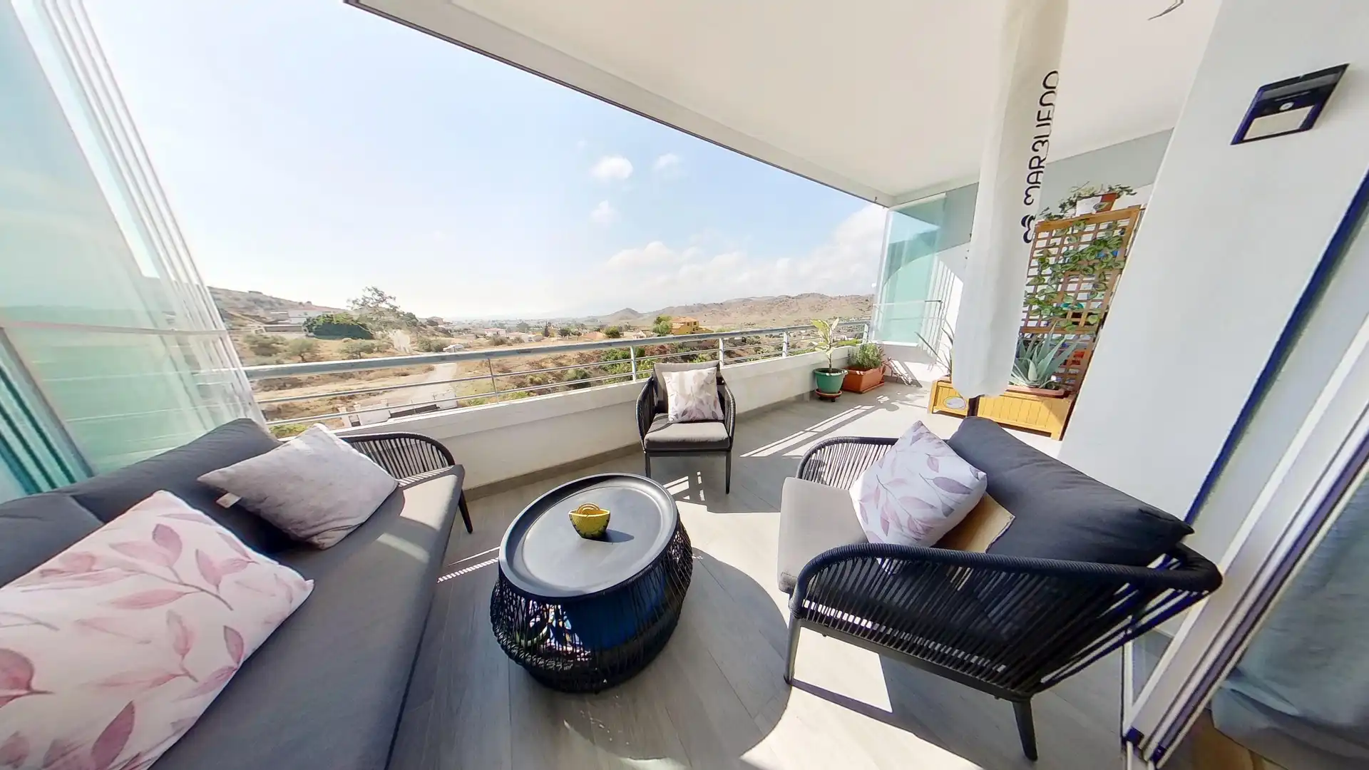 Terrasse von Wohnungen zum Verkauf in Málaga mit Klimaanlage, Abstellraum und Gemeinschaftspool
