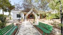 Vista exterior de Casa o xalet en venda en San Vicente del Raspeig / Sant Vicent del Raspeig amb Jardí privat, Terrassa i Piscina