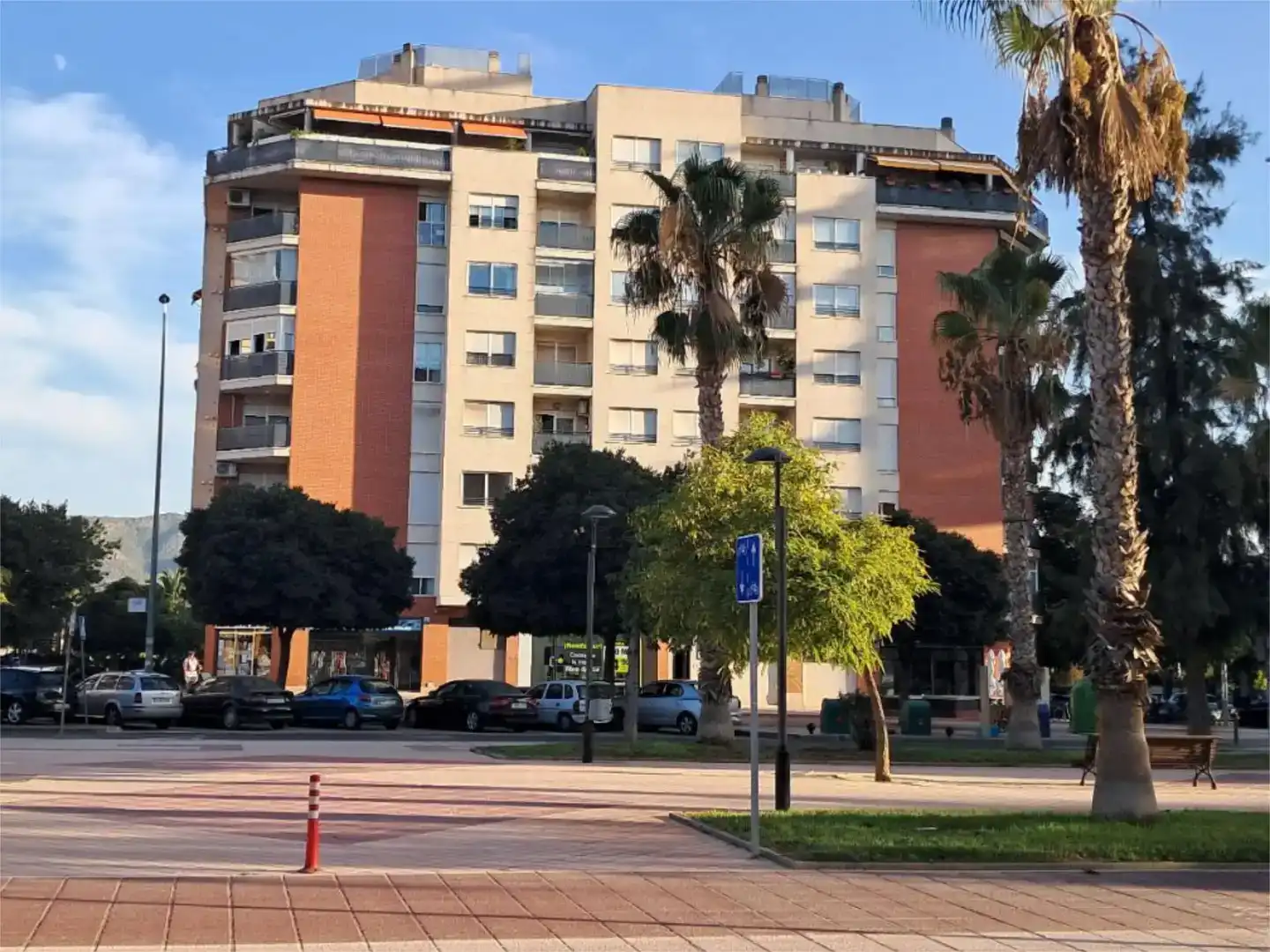 Vista exterior de Pis en venda en Sur