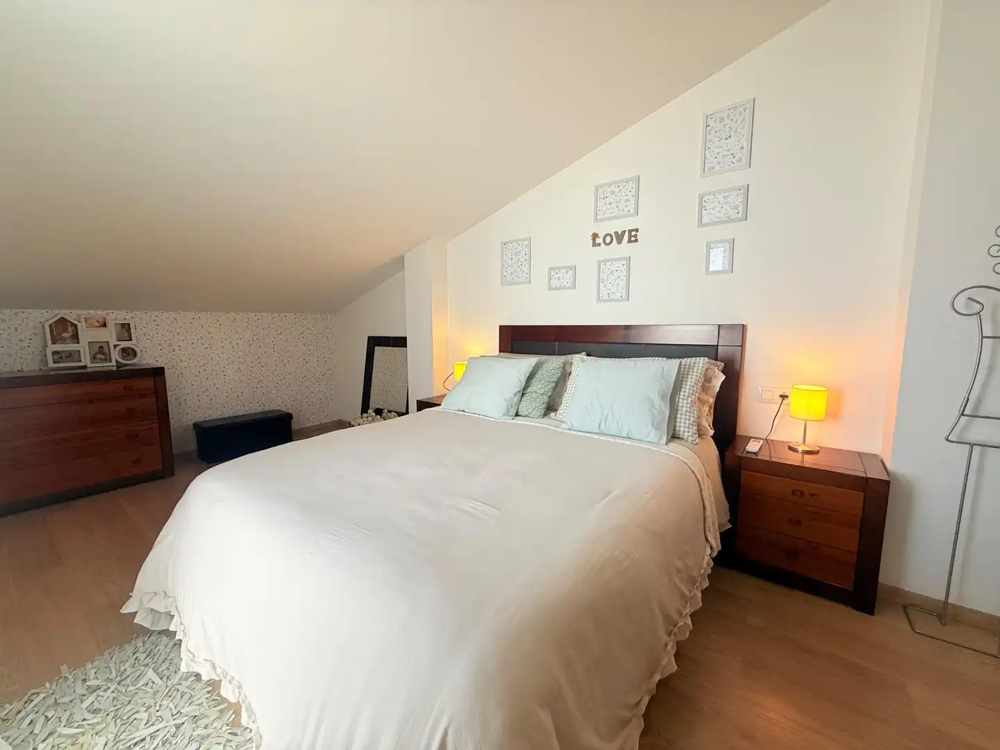 Habitación de Ático en venta en Sant Jaume d'Enveja con Aire acondicionado, Parquet y Terraza