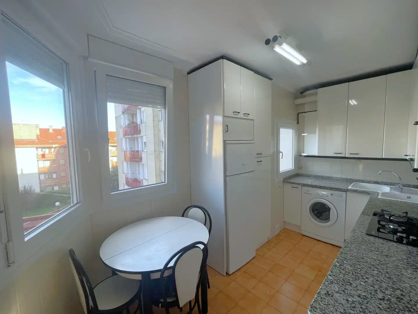 Flat for rent in Paseo Menéndez Pelayo, Brazomar