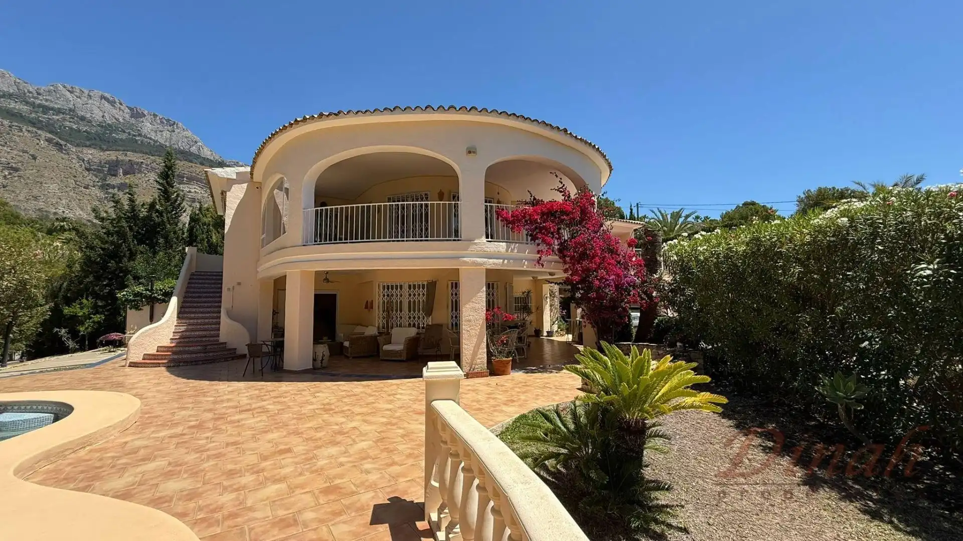 Casa con piscina en venta en Canna