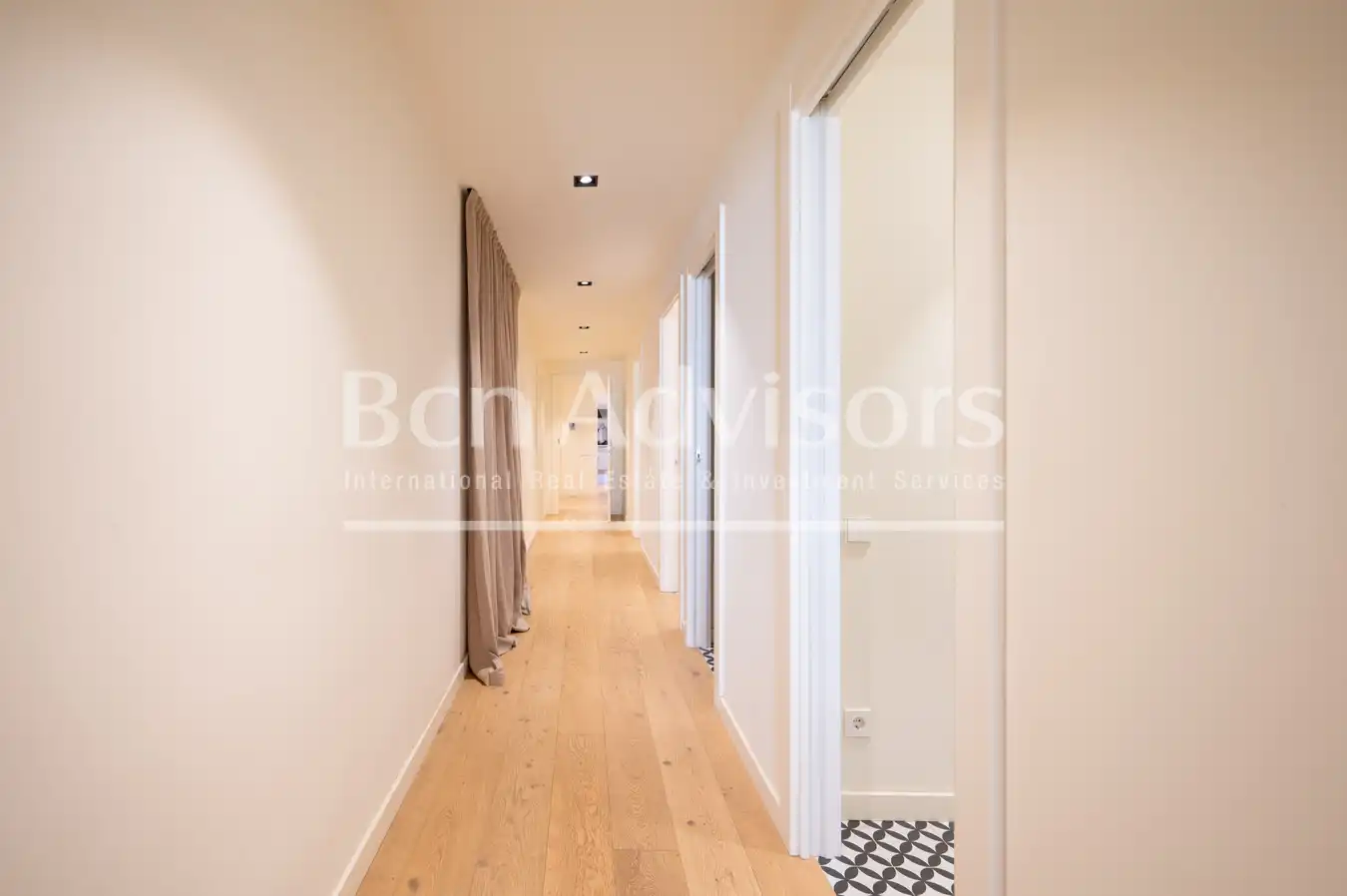 Piso en venta en Barcelona con Aire acondicionado, Calefacción y Parquet