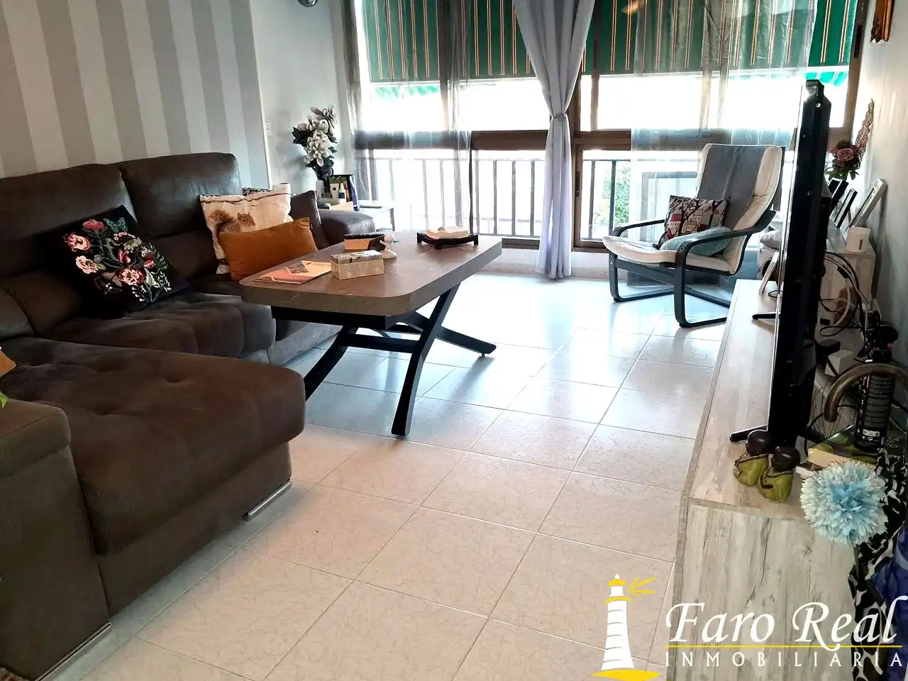 Flat for sale in Centro - Calzada - Cabo Noval