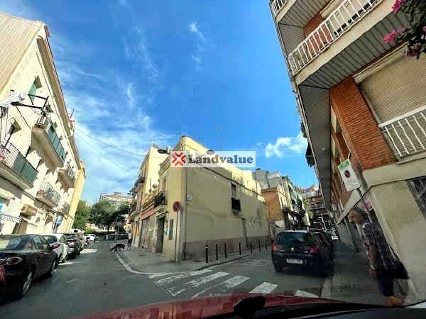 Terreno residencial en Venta en Carrer de la Garrotxa, 21 en El Guinardó