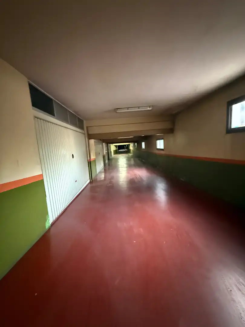 Parking de Casa adosada en venta en Arganda del Rey con Aire acondicionado, Calefacción y Jardín privado