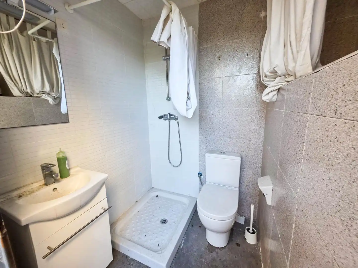 Baño de Casa o chalet en venta en Abrera con Calefacción, Jardín privado y Terraza