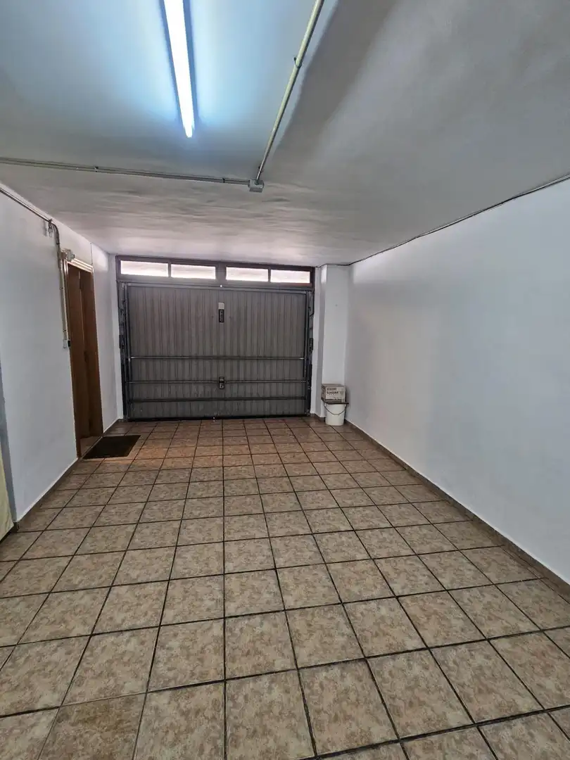 Houses for sale in Sueca  with Air Conditioner, Terrace and Storage room