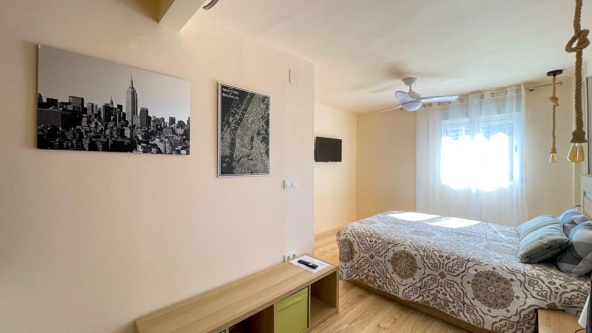 Bedroom of Apartments for rent in Benidorm  with Air Conditioner, Terrace and Furnished