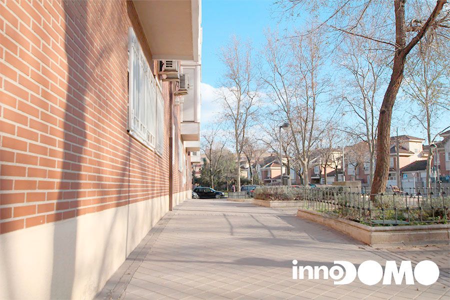 Vista exterior de Pis en venda en Leganés