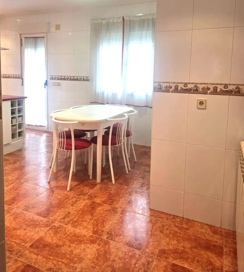Comedor de Casa o chalet en venta en Galapagar con Calefacción, Jardín privado y Horno