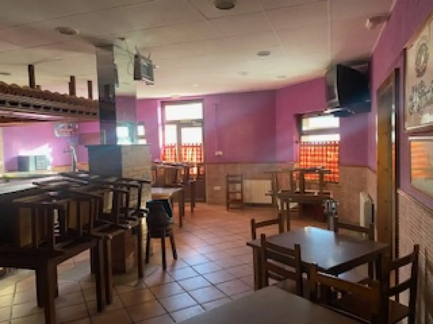 Locale commerciale in vendita a San Martín del Rey Aurelio, imagen 52