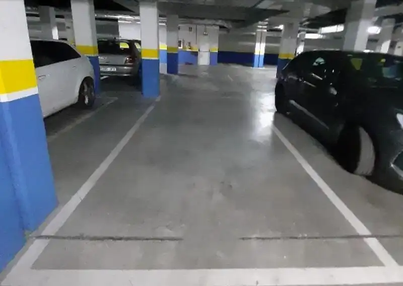 Garaje en venta en Calle ALBANEGA, DE LA, Los Molinos