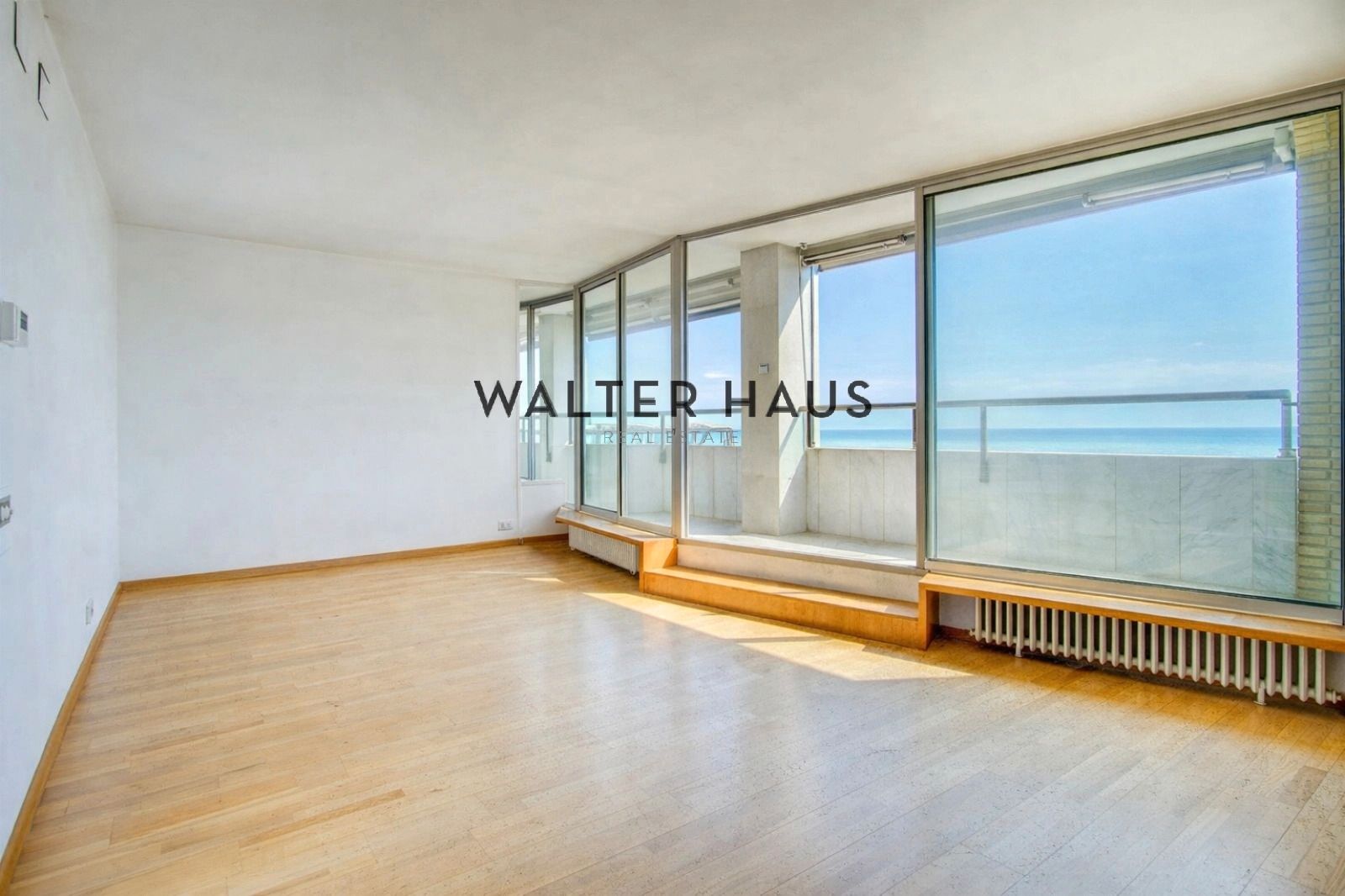 Sala d'estar de Pis en venda en  Barcelona Capital amb Aire condicionat, Calefacció i Balcó