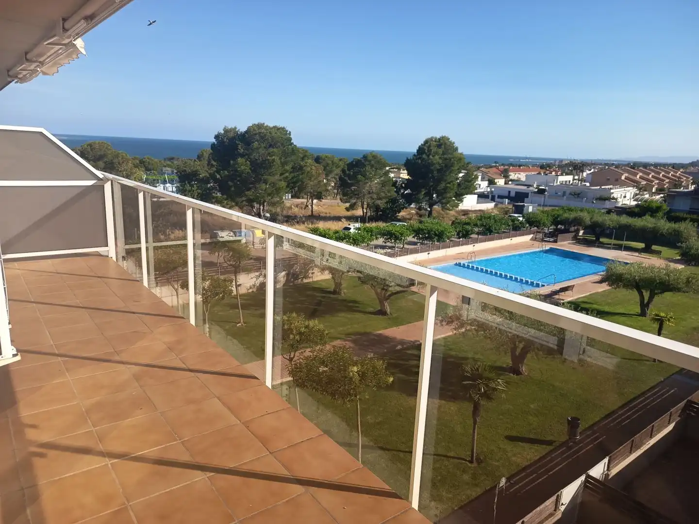 Apartment mit Pool zur Miete in AGUTZIL DE MAR