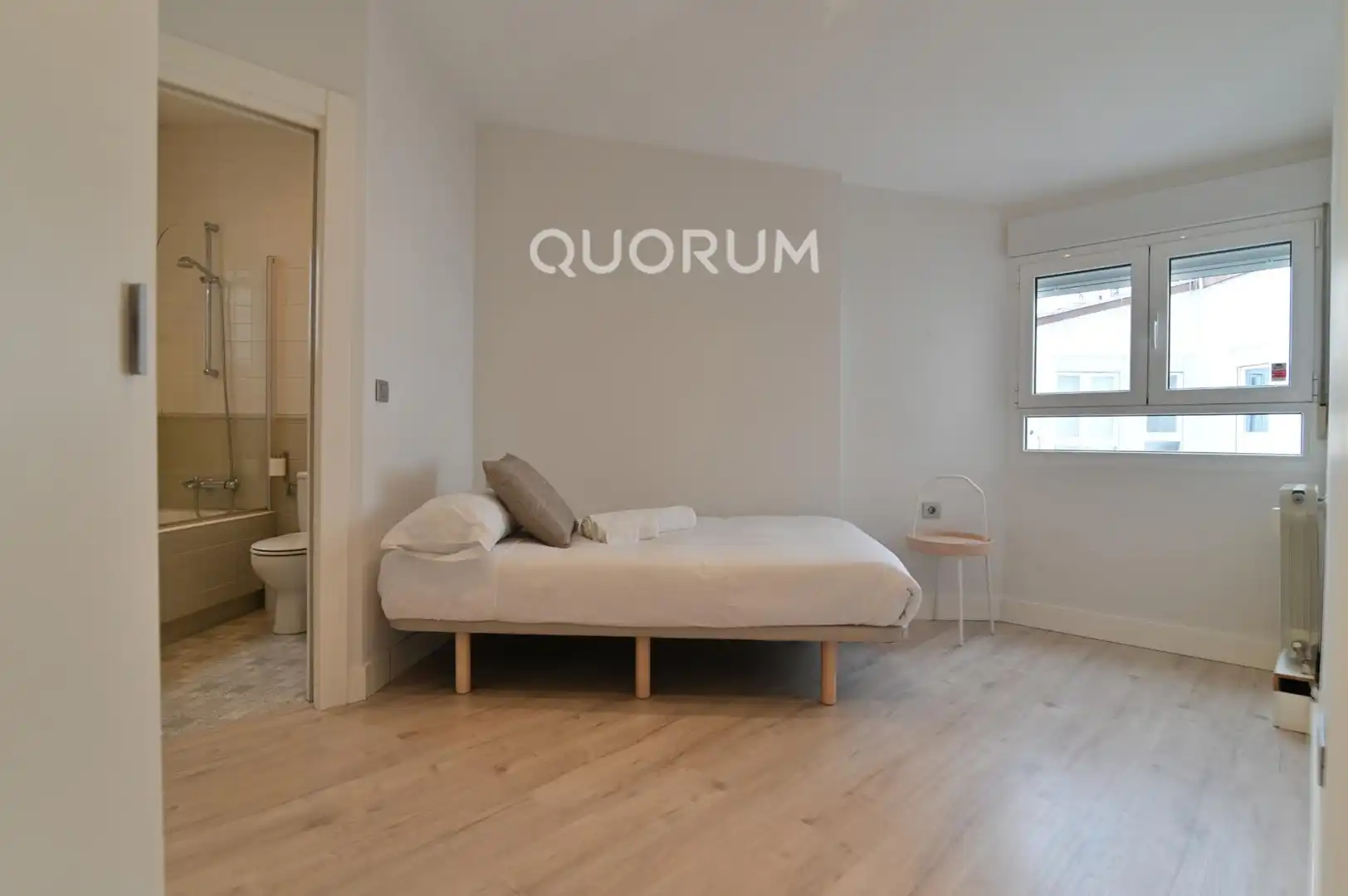 Schlafzimmer von Wohnung zur Miete in Bilbao  mit Klimaanlage, Heizung und Terrasse