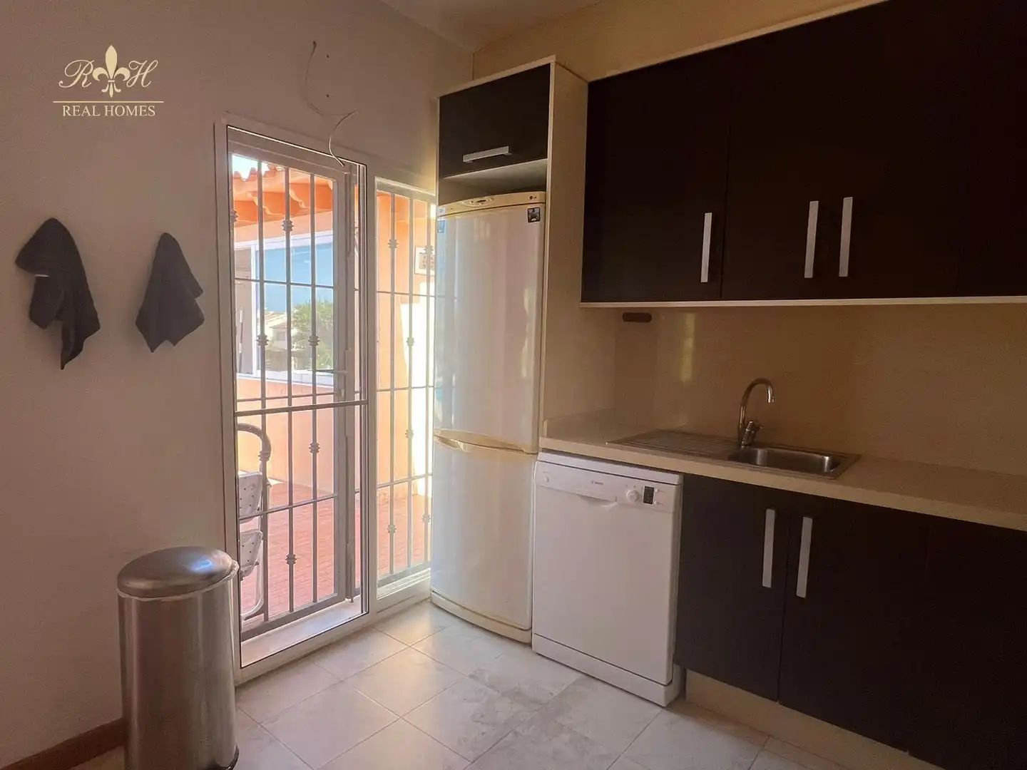 Cocina de Casa o chalet de alquiler en L'Alfàs del Pi con Aire acondicionado, Trastero y Piscina