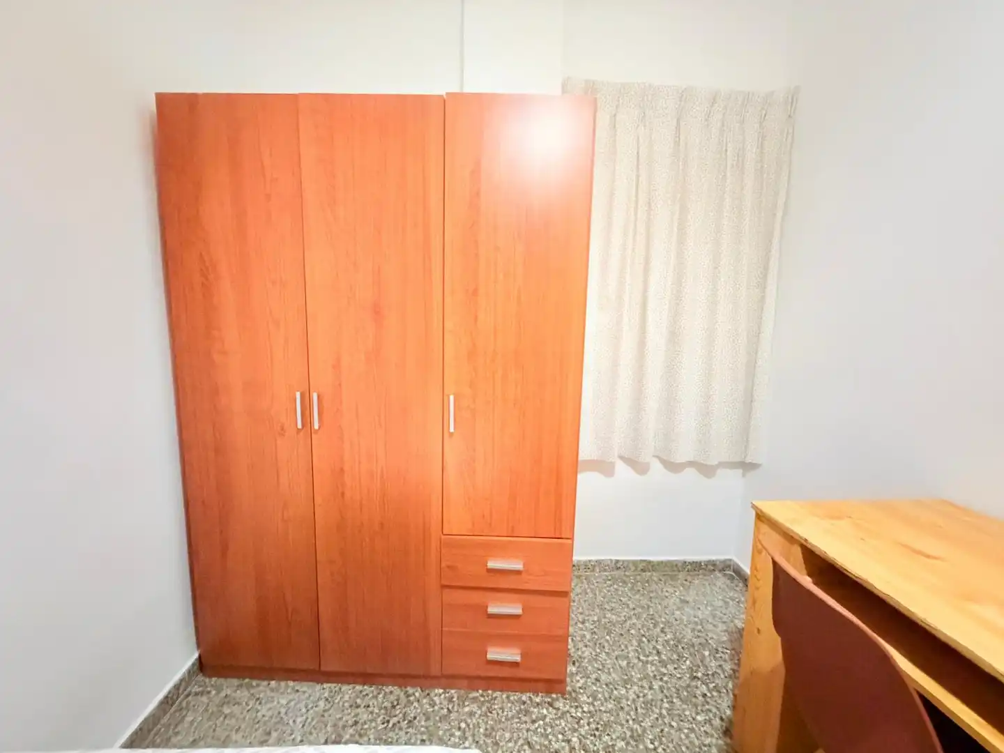 Dormitori de Pis de lloguer en Cartagena amb Moblat i Balcó