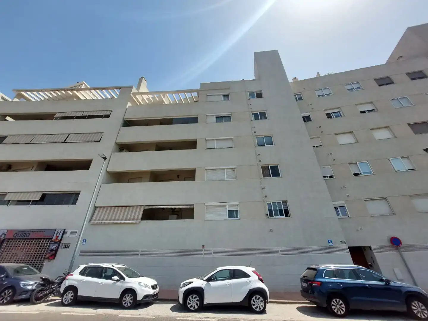 Vista exterior de Pis en venda en Algeciras amb Aire condicionat
