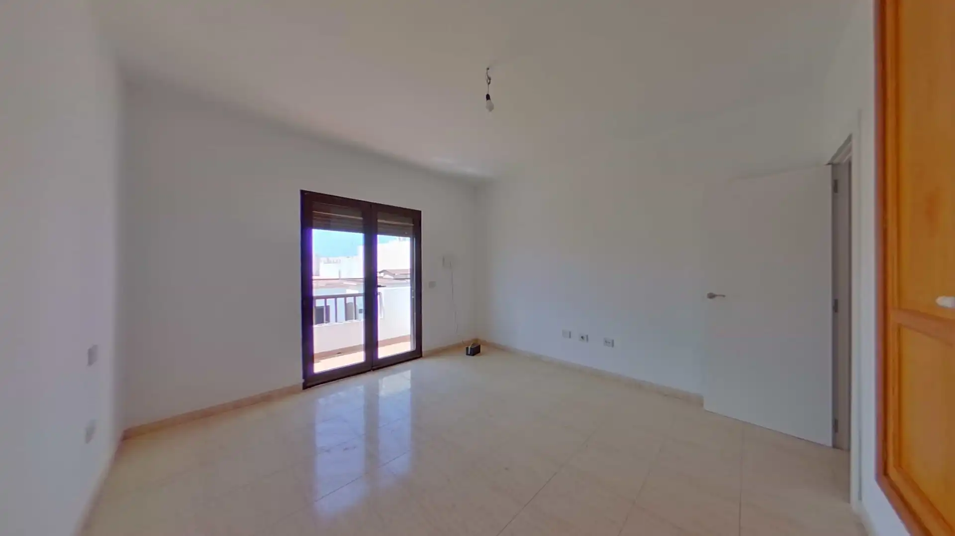 Casa adosada en venta en C/ Aires de Lima, Argana Alta - Maneje