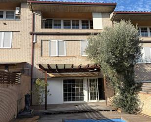 Vista exterior de Casa adosada en venda en Sant Quirze del Vallès amb Aire condicionat, Calefacció i Jardí privat