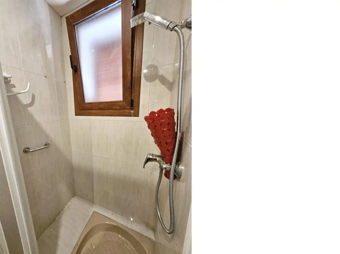 Bathroom of Houses for sale in Oropesa del Mar / Orpesa  with Heating, Terrace and Storage room