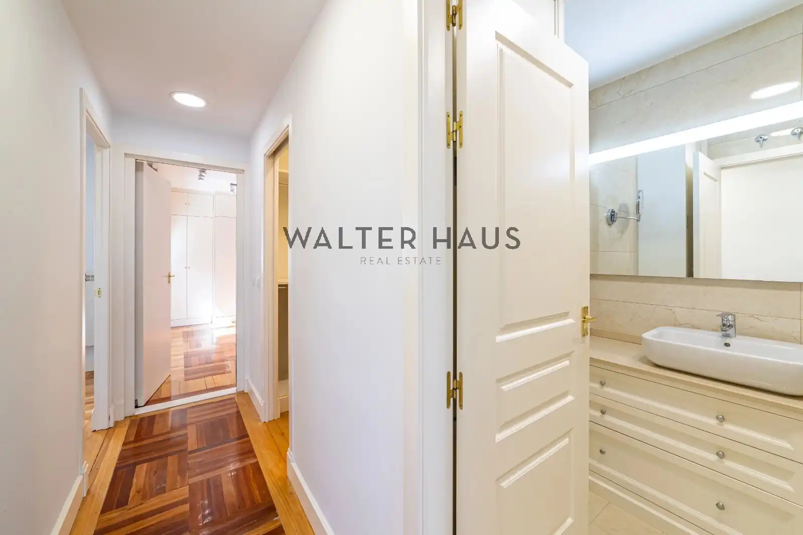 Penthouse with lift for sale in Calle de Alonso Cano, imagen 28