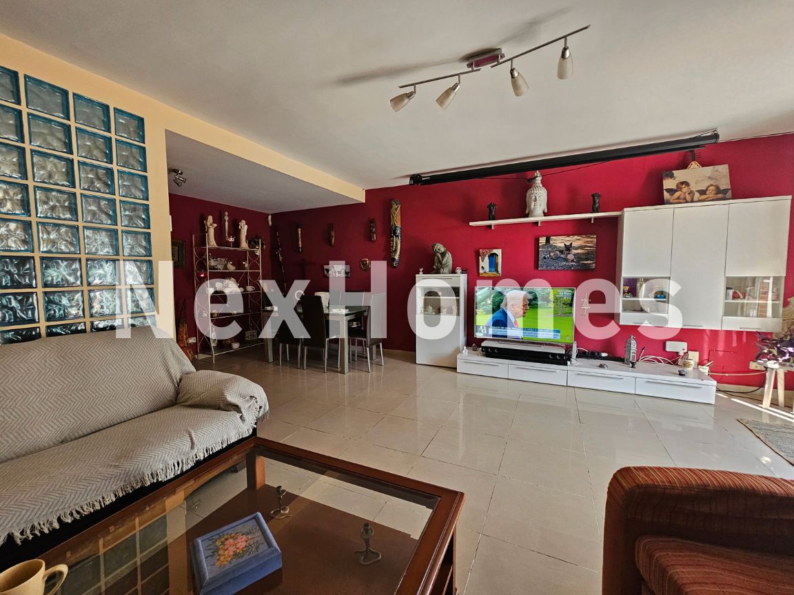 Exterior view of House or chalet for sale in Valdemoro  with Air Conditioner, Heating and Private garden