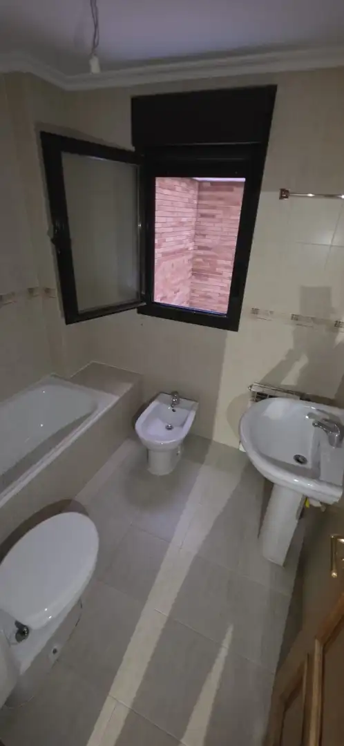 Bathroom of Flat for sale in Seseña  with Heating, Terrace and Storage room