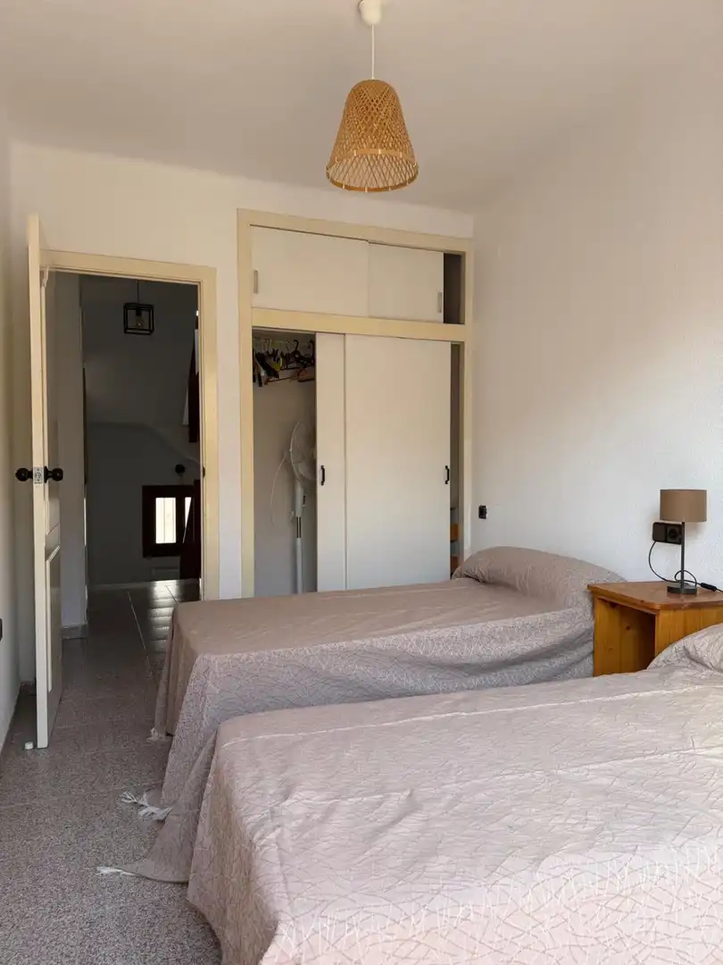 Dormitori de Casa adosada en venda en Torrevieja amb Aire condicionat, Terrassa i Traster