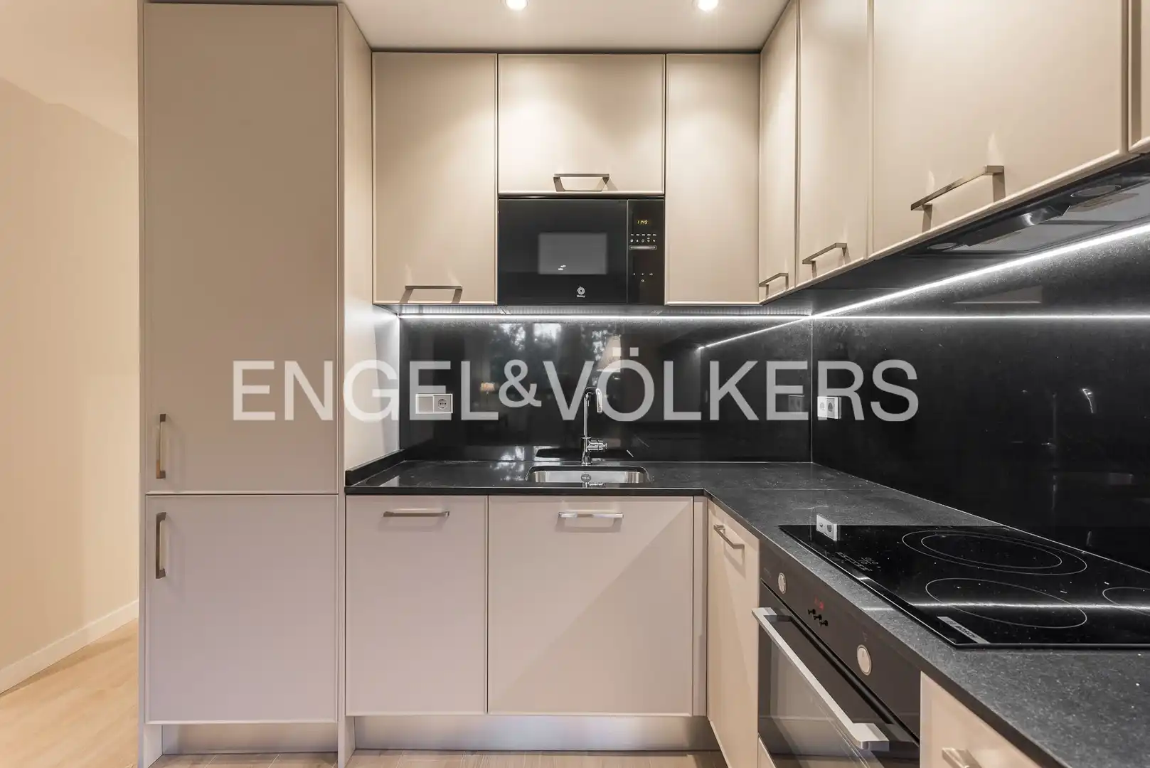 Cocina de Piso de alquiler en Madrid con Aire acondicionado, Calefacción y Amueblado