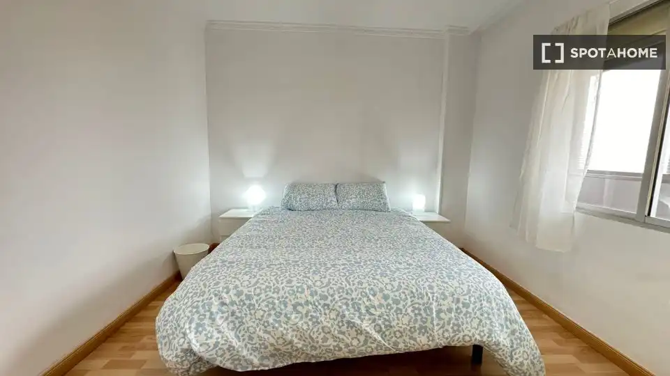 Room in Reyes Católicos