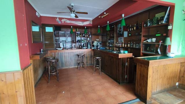 Local comercial en Venta en N/A, -1 en Pravia