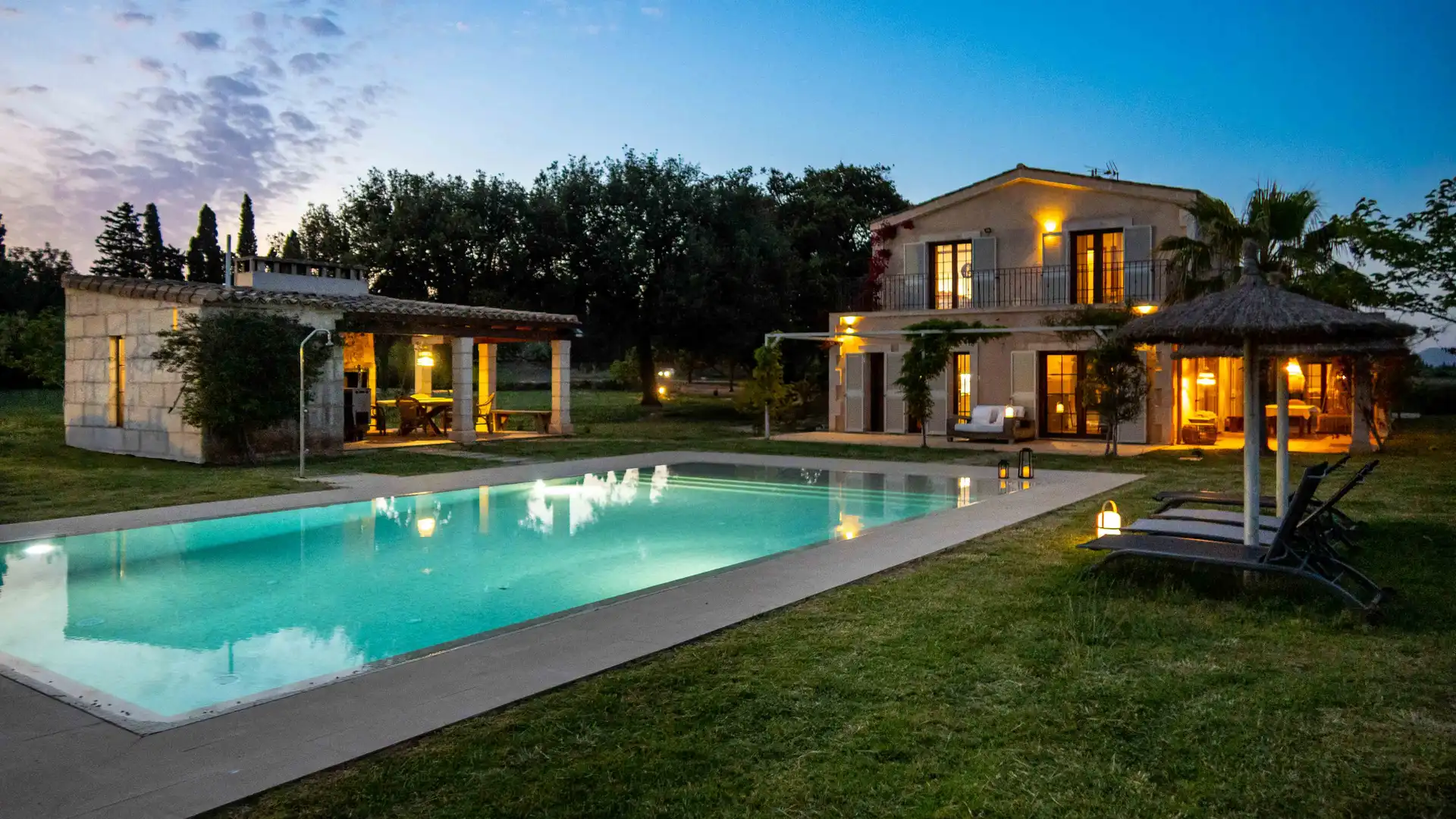 Country house zum Verkauf in Zona Periurbana