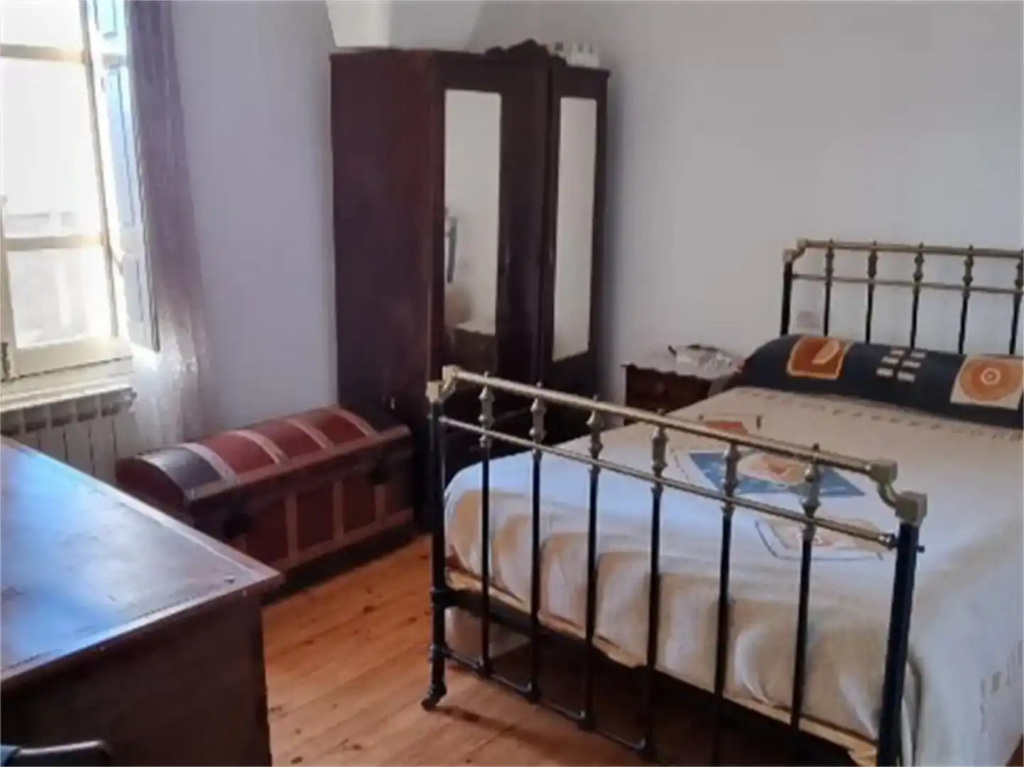 Dormitori de Casa adosada en venda en Destriana