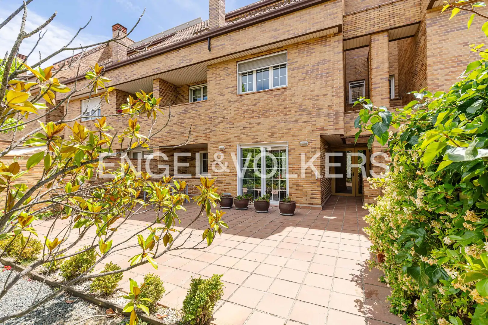 Exterior view of Houses for sale in Las Rozas de Madrid  with Heating, Private garden and Parquet flooring